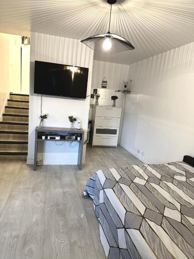 Jolie Appartement Duplex 2 Min Gare-Disney Et Paris 15 Min Noisy-le-Grand Eksteriør bilde