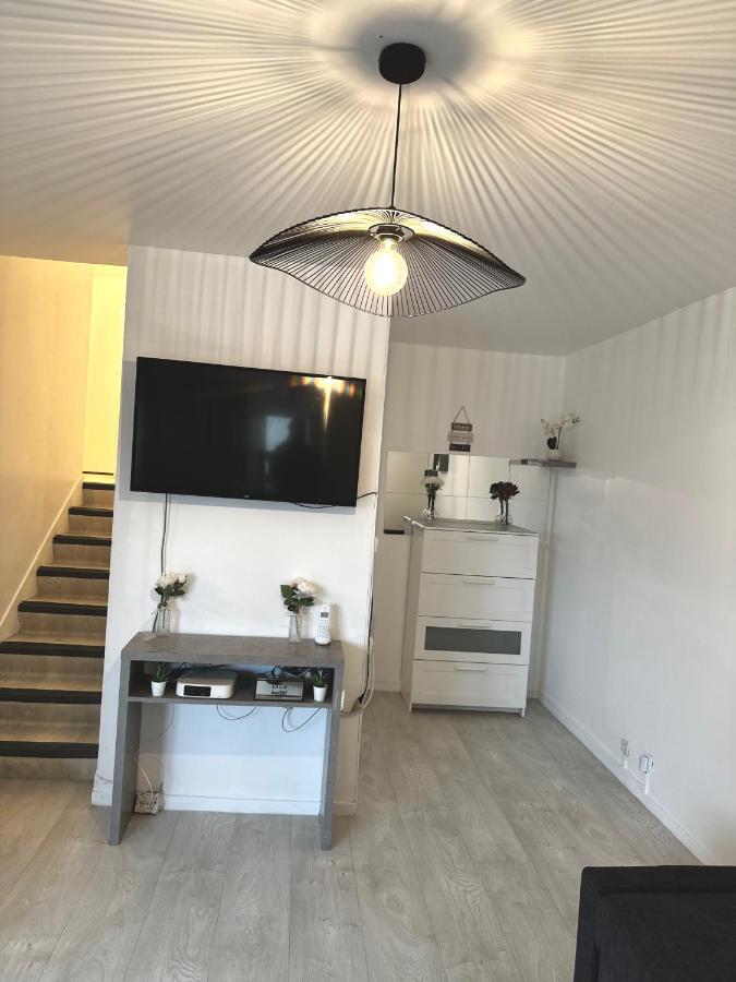 Jolie Appartement Duplex 2 Min Gare-Disney Et Paris 15 Min Noisy-le-Grand Eksteriør bilde