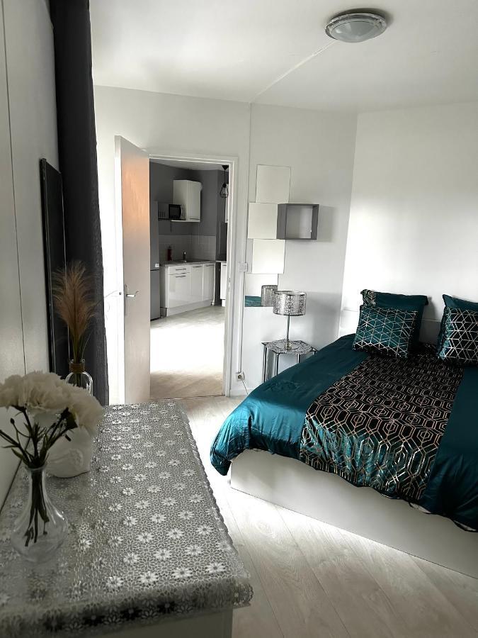Jolie Appartement Duplex 2 Min Gare-Disney Et Paris 15 Min Noisy-le-Grand Eksteriør bilde