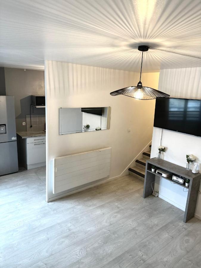 Jolie Appartement Duplex 2 Min Gare-Disney Et Paris 15 Min Noisy-le-Grand Eksteriør bilde